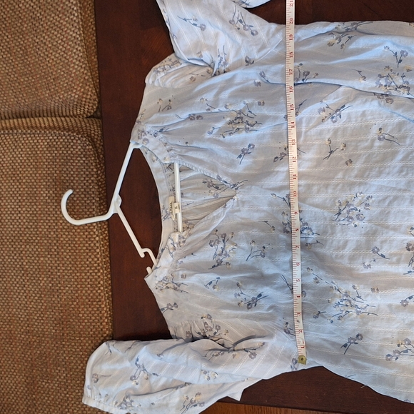 a.n.a Light Blue Floral Blouse Bundle 2 For $10 - Picture 4 of 4